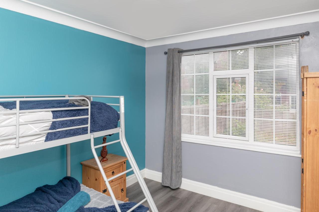 Leeds City Centre Spacious House Free Parking And Wi-Fi Exteriör bild