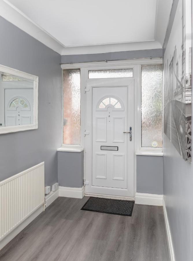 Leeds City Centre Spacious House Free Parking And Wi-Fi Exteriör bild