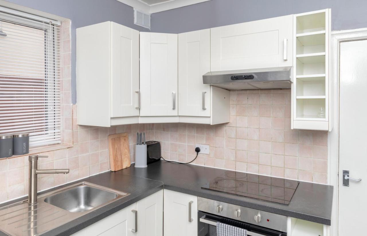 Leeds City Centre Spacious House Free Parking And Wi-Fi Exteriör bild